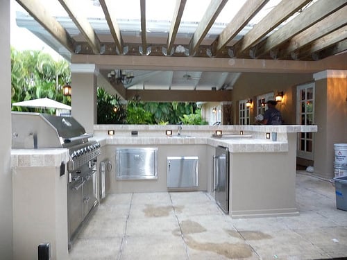 Stainless Steel Countertrops In Outdoor Kitchens
