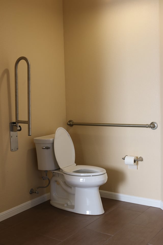 Wheelchair accessible bath designs in Austin