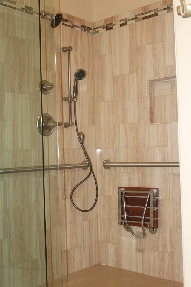 Roll In Shower Designs In Austin, Texas